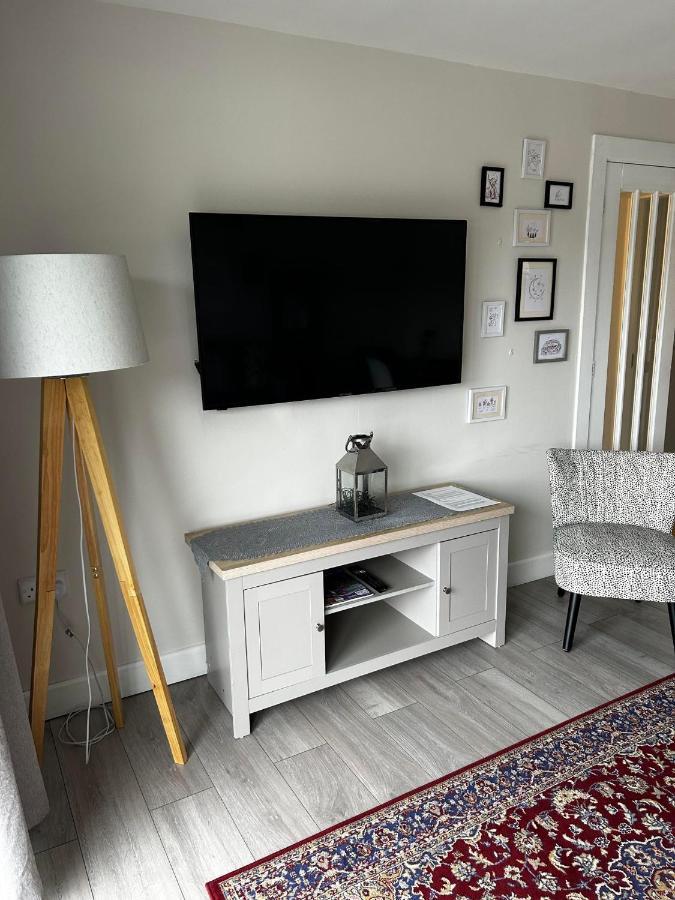 Entire Modern Apartment In Oban With Balcony Buitenkant foto